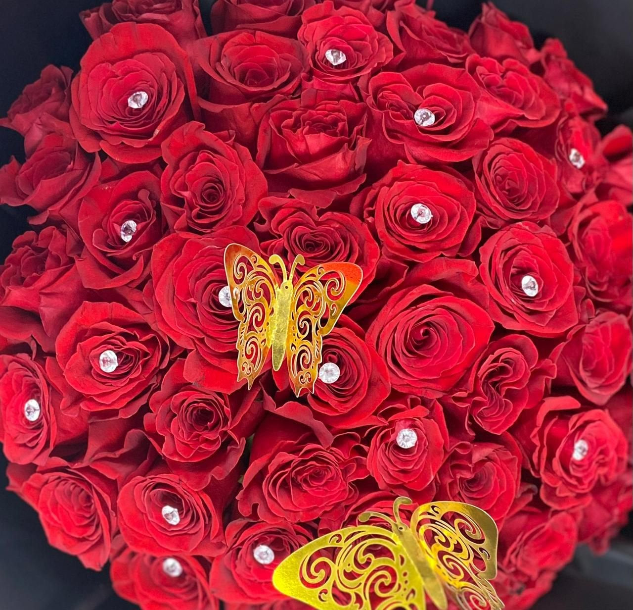25 Red Roses